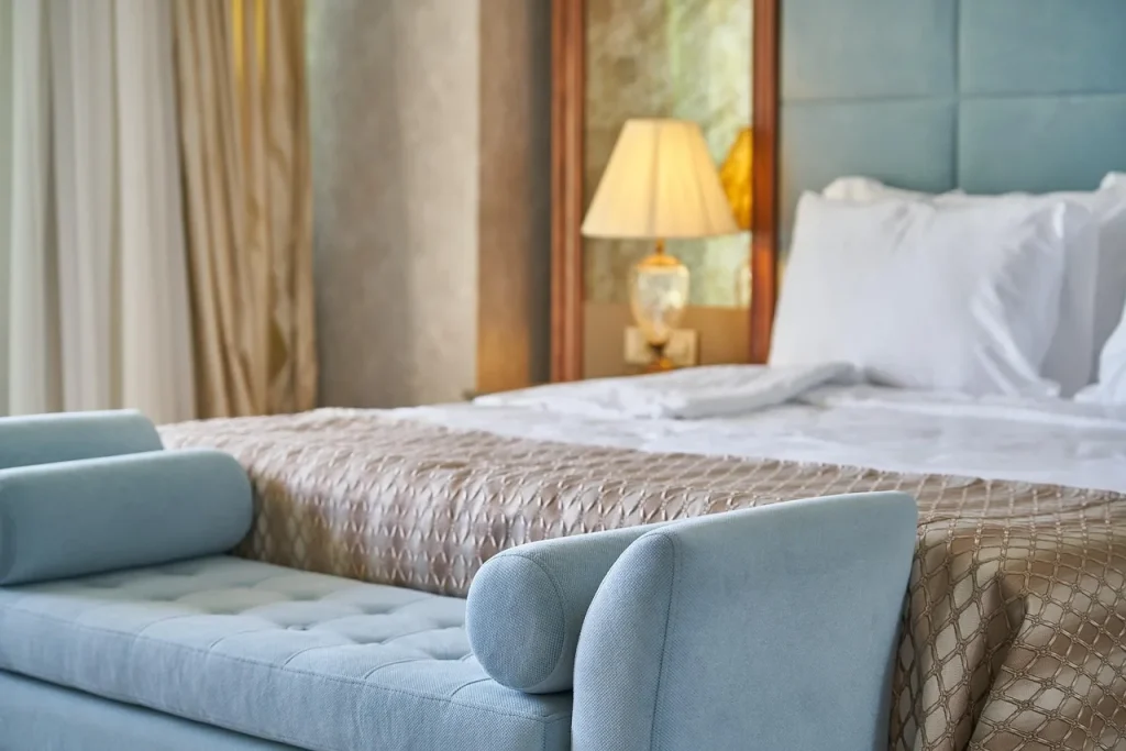Comment décorer la chambre de bébé avec art et sécurité
